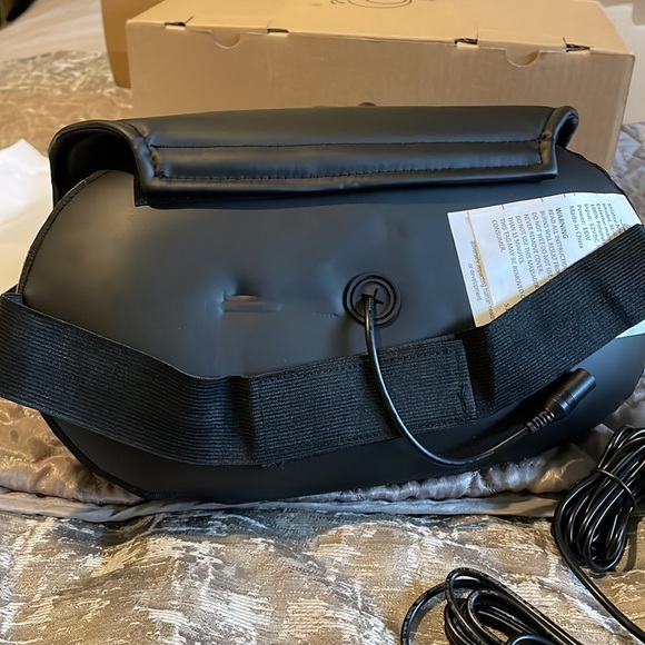 Neck massager brand new in box - Picture 5 of 8